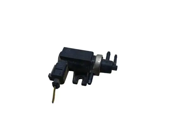 Volkswagen Golf IV Turbo solenoid valve 1J0906627 72290320 01T332