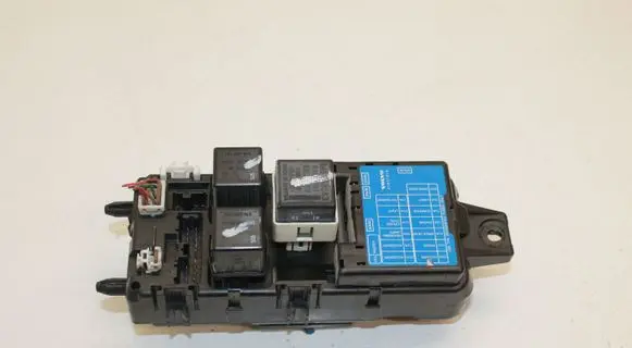 Volvo S40, V40 Fuse module 30807016