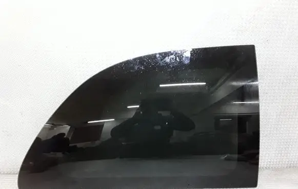 Chrysler Voyager Rear side window