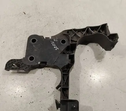 Renault Scenic II - Grand scenic II Front bumper mounting bracket 8200137496