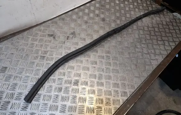 Audi A7 S7 4G Engine compartment rubber 4G8823723A