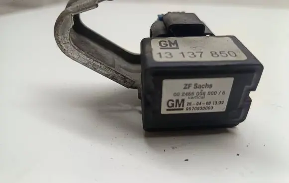 Opel Zafira B Sensor 13137850