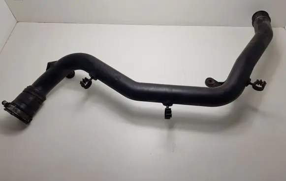 Audi Q7 4L Intercooler hose/pipe 7L6145795S 7L6145770M