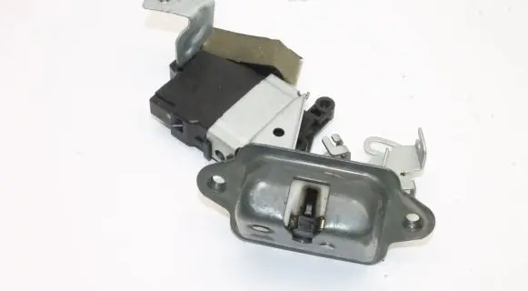 Subaru Legacy Tailgate/trunk/boot lock/catch/latch