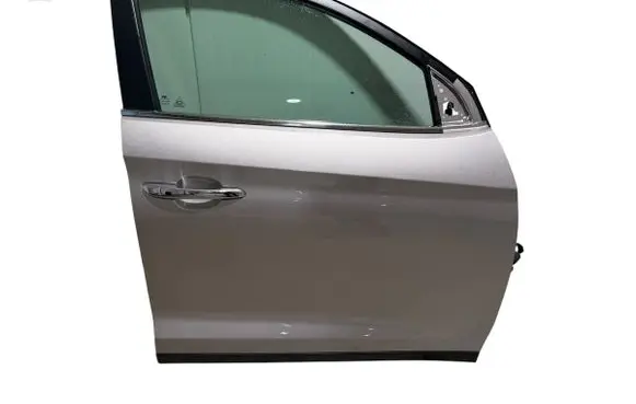 Hyundai Tucson TL Front door 