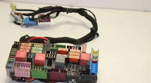 Mercedes-Benz S W222 Fuse box set A2229061201