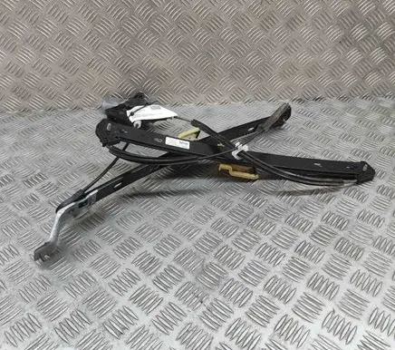 Audi Q3 F3 Front door electric window regulator 0130822076 83A837461