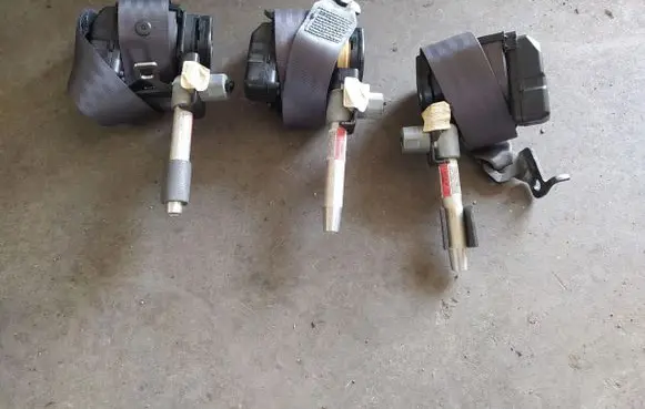 Volvo S80 Rear seatbelt