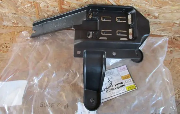 Skoda Superb B9 ACC Distronic radar sensor grill/trim 3P0907455