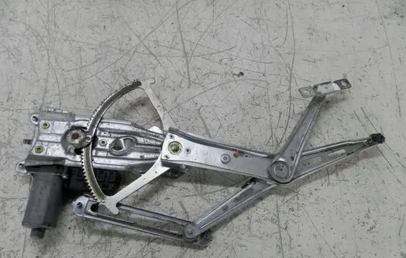 Opel Zafira A Front door window regulator with motor 90579571