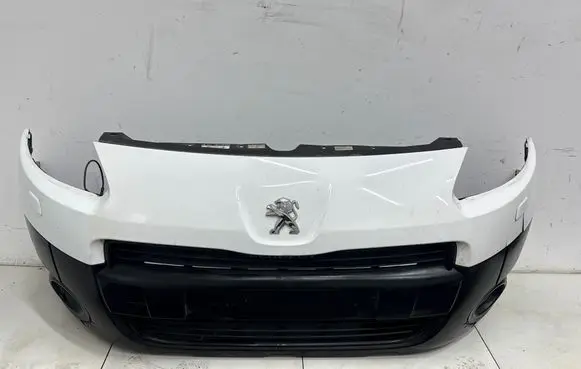 Peugeot Partner Front bumper