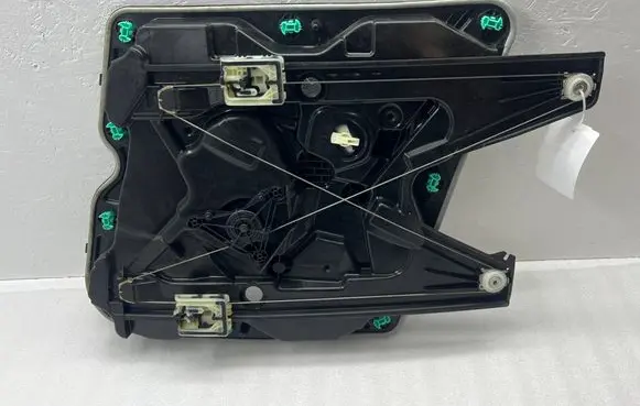 Audi Q4 e-tron Front door window regulator with motor 11A837402E