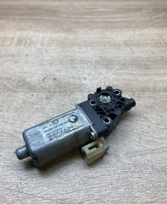 BMW 7 E65 E66 Rear door window regulator motor 7270836 910607 M1000154
