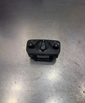 Ford Galaxy Light switch 6G9T13A024AE 04066404