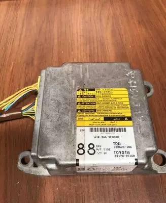 Toyota Avensis T250 Airbag control unit/module 89170-05160 208623-106