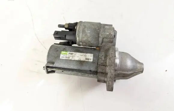 BMW 5 F10 F11 Starter motor 7616500
