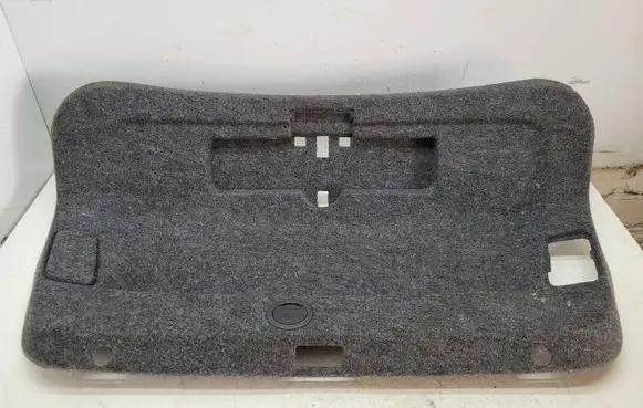 Volkswagen PASSAT B6 Tailgate/boot lid cover trim 3C5867605K