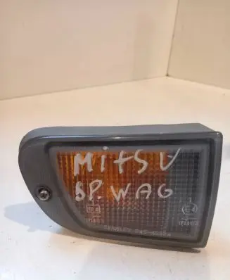 Mitsubishi Space Wagon Front indicator light 0454332