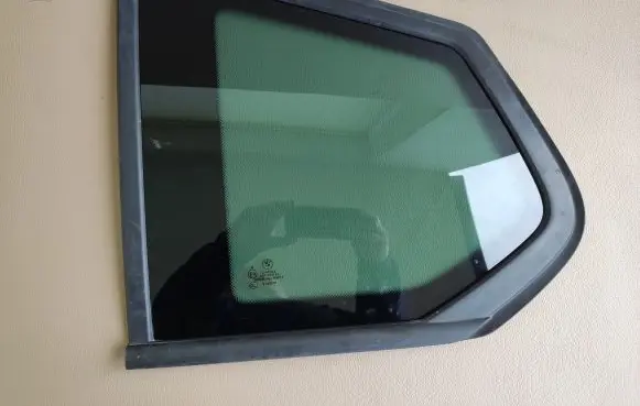 BMW X3 F25 Rear side window 7205625 51377205625