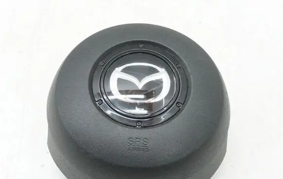 Steering wheel airbag
