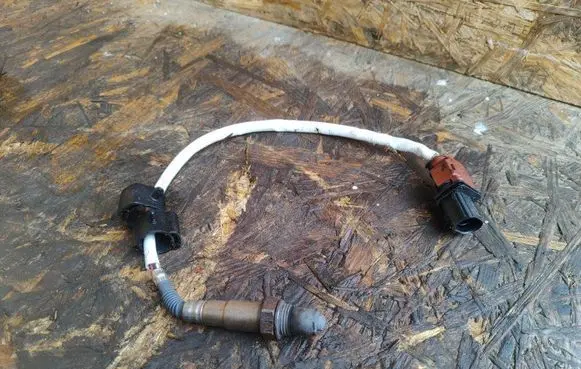 Ford Escape III Lambda probe sensor E1GA9Y460DB