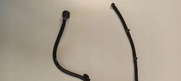 Fuel return line/hose