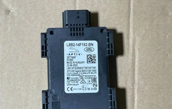 Land Rover Defender Distronic sensor radar L8B2-14F152-BN 28775687