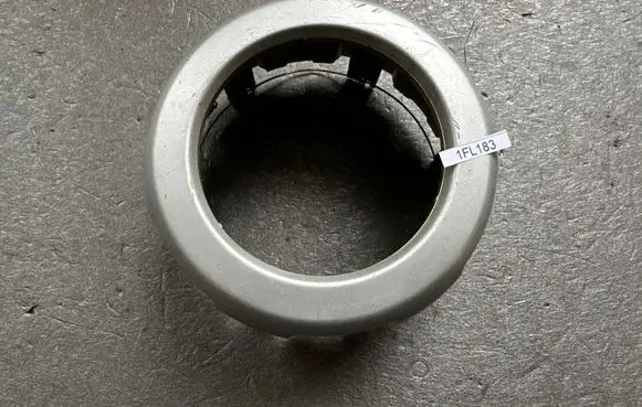 Nissan Patrol Y61 Original wheel cap 40342VC300