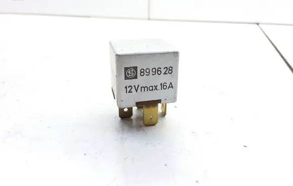 Volvo 940 Hazard warning light relay 12599261 6807