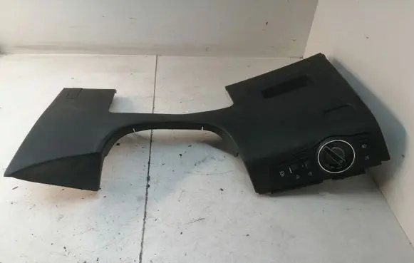 Hyundai i40 Dashboard lower bottom trim panel 847513Z000RY 847513Z000