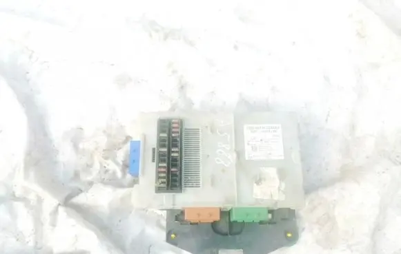 Ford Mondeo MK IV Fuse box set 7G9T14A073DD 28130621