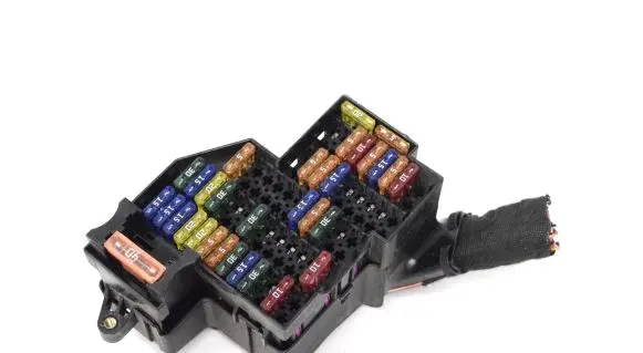 Volkswagen Touareg II Fuse box set 7L0941828B 7L0941824B