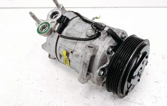Volvo XC60 Air conditioning (A/C) compressor (pump) 