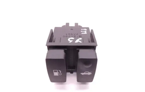 Lexus IS 220D-250-350 Fuel tank opening switch 15A990 D95