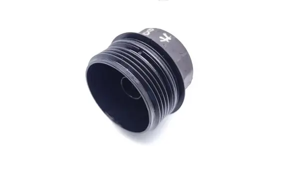BMW 3 E90 E91 Oil filter cover 