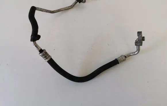 Toyota Avensis T270 Air conditioning (A/C) pipe/hose 8870305350
