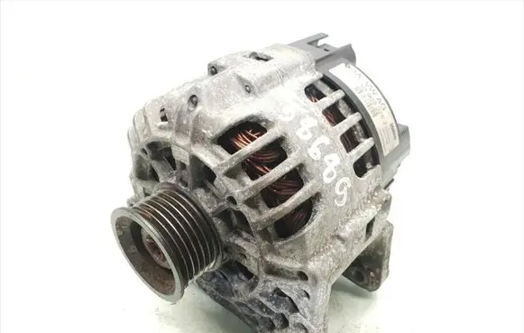 Skoda Fabia Mk2 (5J) Generator/alternator 03D903025J
