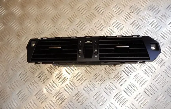 BMW 5 E60 E61 Dash center air vent grill 6953618 3853