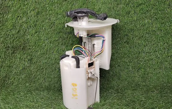 Toyota Camry VIII XV70 In-tank fuel pump 7702033530 2922800030