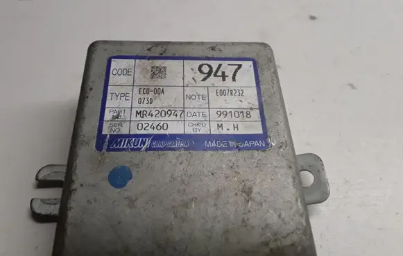 Mitsubishi Space Wagon Other control units/modules E007R232 MR420947