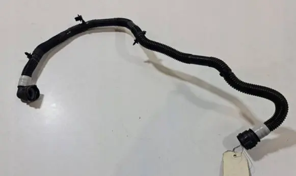 Tesla Model 3 Engine coolant pipe/hose 1077585-00-E 107758500E 1077585