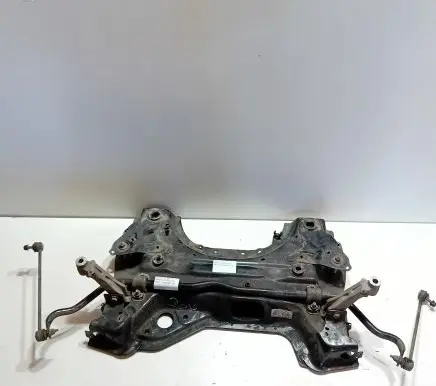 Peugeot 308 Front subframe 7CTG65 25719