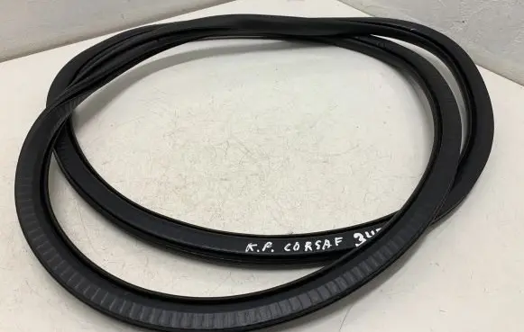 Opel Corsa F Front door rubber seal 