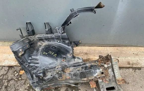 Toyota Verso Front quarter panel 