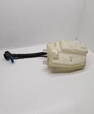 BMW X1 F48 F49 Windshield washer fluid reservoir/tank 61667369649 7351624 7369649