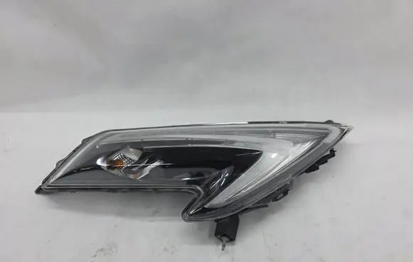 Nissan Juke I F15 Headlight/headlamp SPEED26120BV81A 26120BV81A 90172703