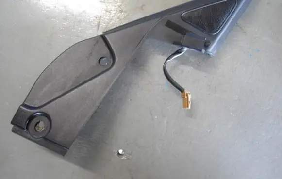 Infiniti Q45 III (B) pillar trim (bottom)