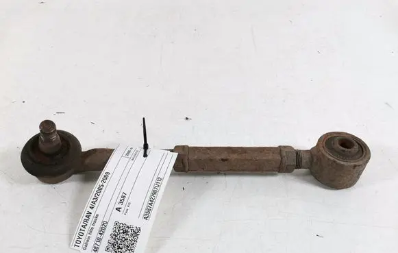 Toyota RAV 4 (XA30) Rear control arm 48710-42020