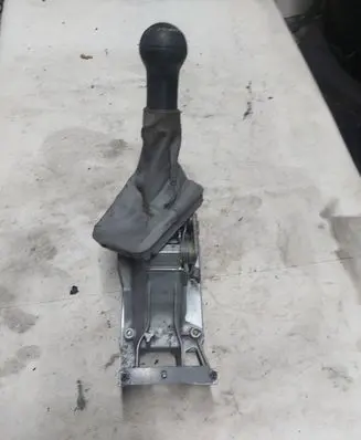 Volkswagen Sharan Gear shifter/selector 7M3711611