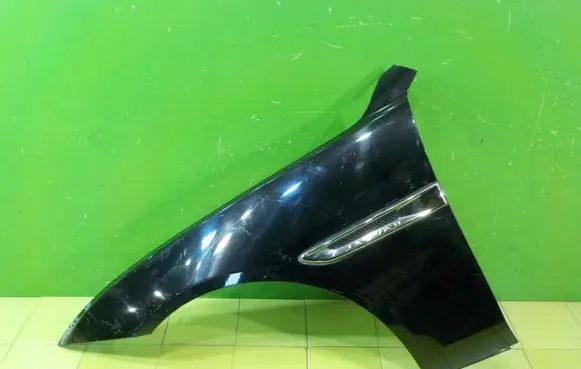 Jaguar XE Fender PRZOD LEWY